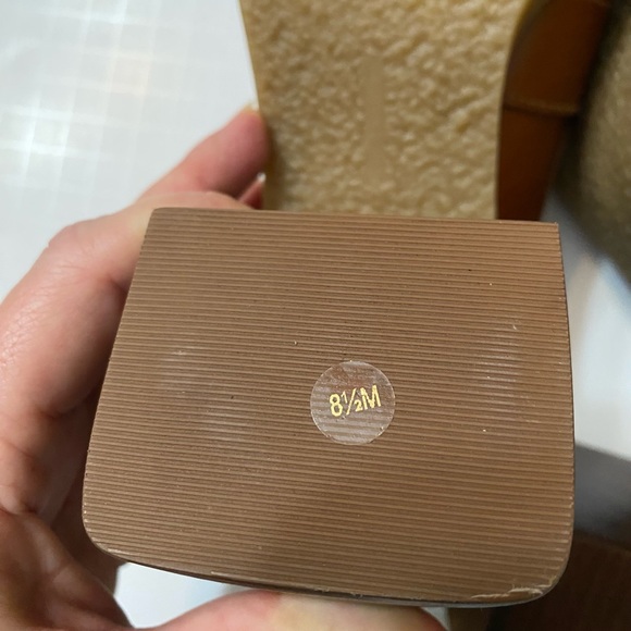 Vince Camuto Ezerna Stacked Heel Loafers Birch color Women’s Size 8.5M - Picture 10 of 11